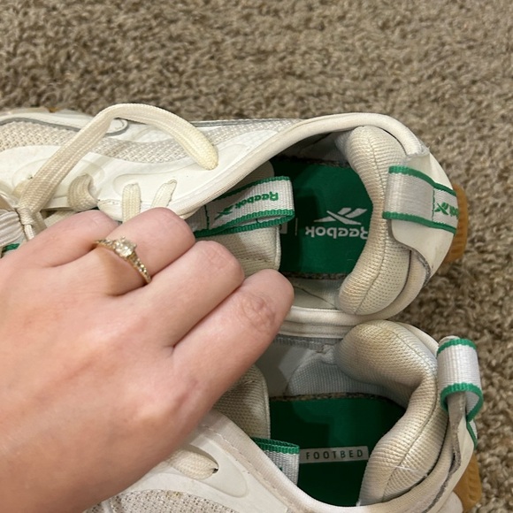 Reebok Zig Dynamica Running Shoe Sneakers Women's Size 7 White Green Chunky Mesh - Picture 7 of 13